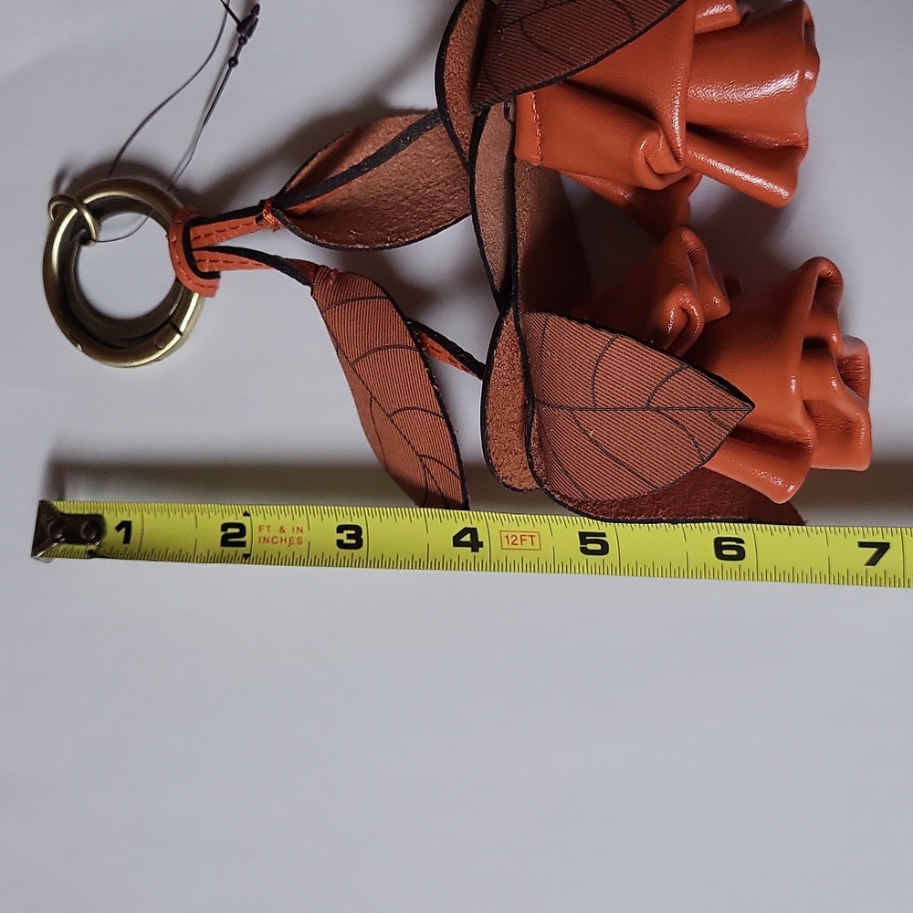 Patricia Nash Laced Rose Apricot Key Fob - Picture 7 of 9